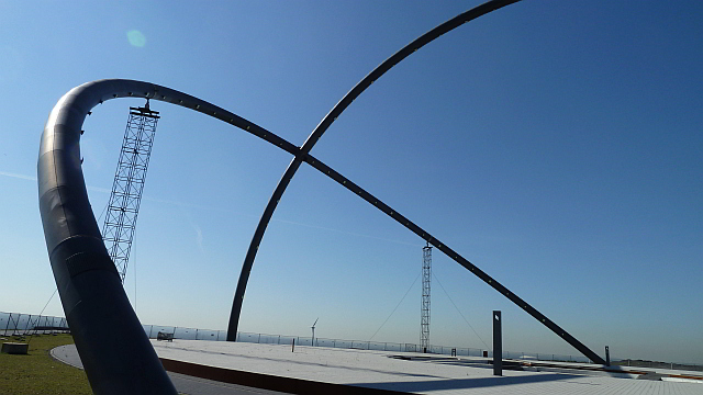 P1020802 Horizontalobservatorium auf 155 Meter ü. NN - Konstruktion ist zurzeit beschädigt und muss abgestützt werden
